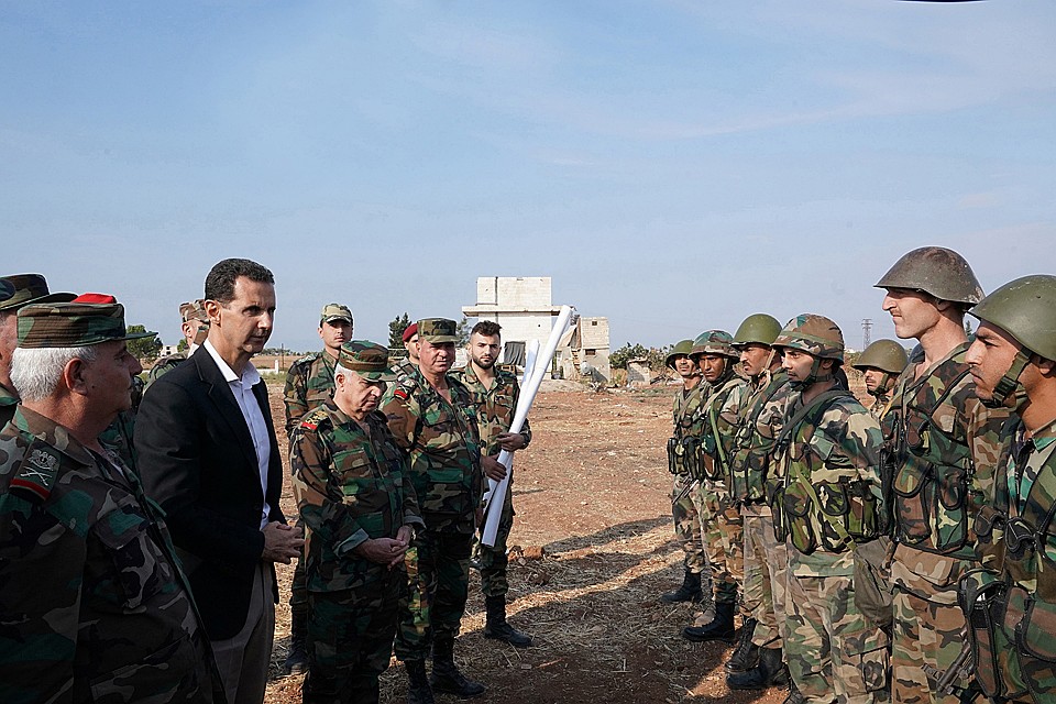 За сирию и башара. Сирия Башар Асад. Армия Башара Асада. Башар Асад с солдатами. Башар Асад 2014.